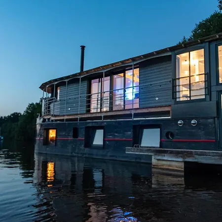 Frühstückspension La Rivière House - Péniche Carpe Diem *
