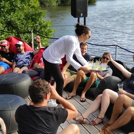 La Riviere House - Peniche Carpe Diem 3* Nantes