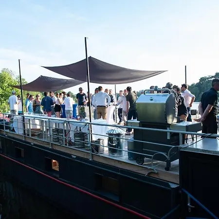 La Rivière House - Péniche Carpe Diem 3* Nantes
