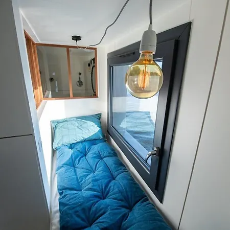 Couette-café La Rivière House - Péniche Carpe Diem 3*