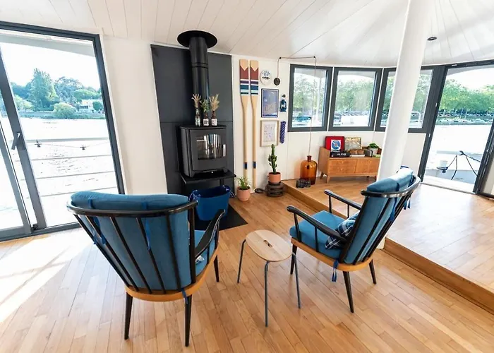 La Riviere House - Peniche Carpe Diem 3* Nantes