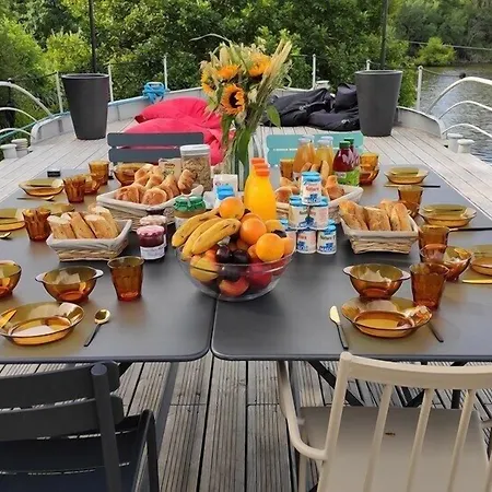 La Riviere House - Peniche Carpe Diem Bed & Breakfast